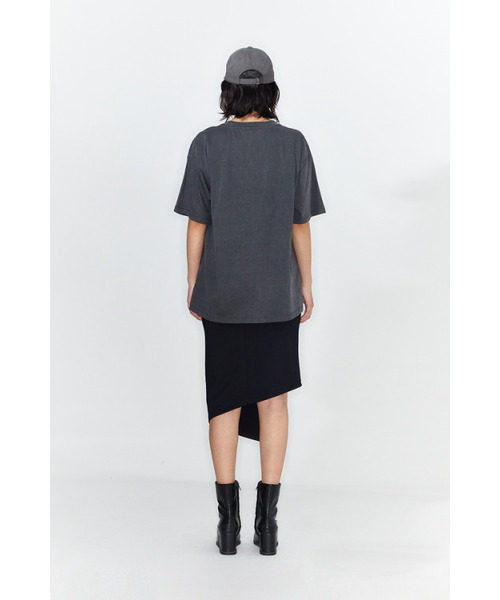 DEINET(ダイニット)の「CRESCENDO GRAPHICS T-SHIRT IN CHARCOAL(Tシャツ/カットソー・レディース・その他・FREE)」の4枚目の写真