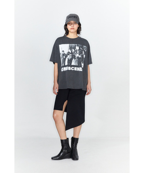 DEINET(ダイニット)の「CRESCENDO GRAPHICS T-SHIRT IN CHARCOAL(Tシャツ/カットソー・レディース・その他・FREE)」の6枚目の写真