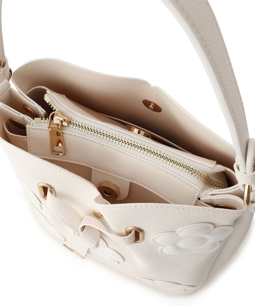 VIS(ビス)の「【MARY QUANT×VIS】デイジーハートカットバッグ(ショルダーバッグ・レディース・ホワイト系その他/ブラック・FREE)」の11枚目の写真