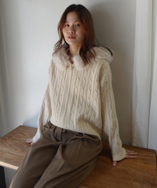CORNERS（コーナーズ）の「2wayファー付きニットパーカー（パーカー・レディース・ブラック/ベージュ系その他/チャコールグレー/ベージュ/ホワイト・M）」の10枚目の写真