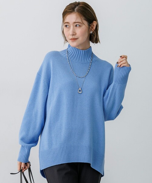 23区(ニジュウサンク)の「カシミヤブレンド ハイネック ニット(ニット/セーター・レディース・イエロー系/ホワイト系/スカイブルー系/グレー系/ダルブルー系/レッド系/ベージュ系/ワイン系・38)」の4枚目の写真