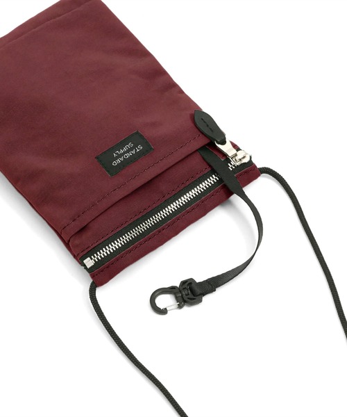 STANDARD SUPPLY(スタンダードサプライ)の「スタンダードサプライ / SIMPLICITY シンプリシティ / 26FW限定カラーSLING PURSE M スリングパースM(ショルダーバッグ・レディース・ボルドー・FREE)」の5枚目の写真