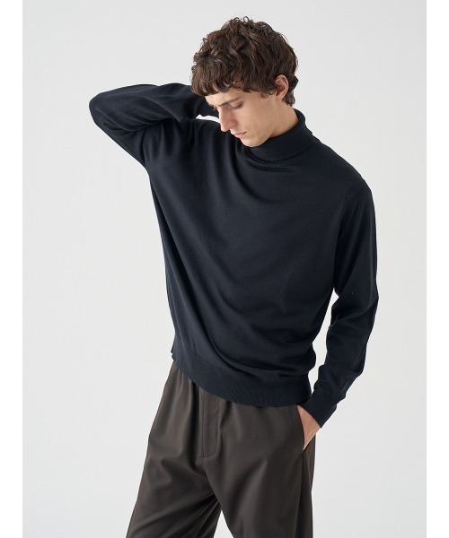 JOHN SMEDLEY(ジョンスメドレー)の「タートルネック長袖ニットプルオーバー(ニット/セーター・メンズ・ブラック・L)」の4枚目の写真