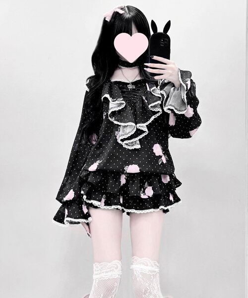 OLIVE des OLIVE（オリーブデオリーブ）の「【インフルエンサー企画】miko rose skirt pants（スカート・レディース・ブラック/ピンク・FREE）」の5枚目の写真