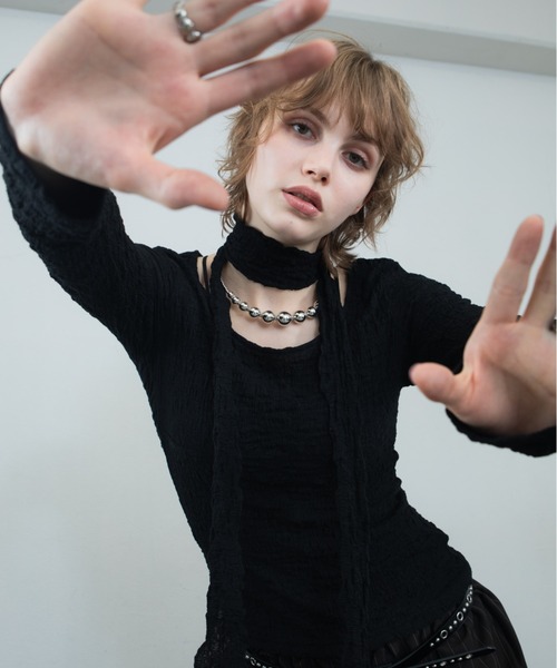 uyu.(ウユ)の「ワッシャーカットチョーカートップス(Tシャツ/カットソー・レディース・ホワイト/ブラック・FREE)」の17枚目の写真
