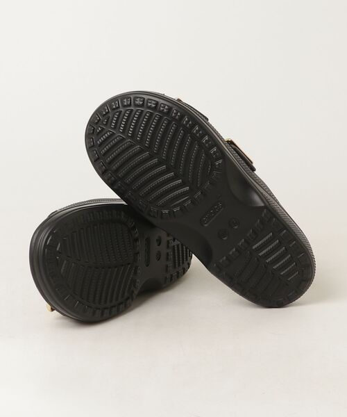 crocs（クロックス）の「crocs/クロックス WMN METALIC BUCKLE SANDAL（サンダル・レディース・ブラック/ブラウン・22cm/23cm/24cm/25cm）」の4枚目の写真