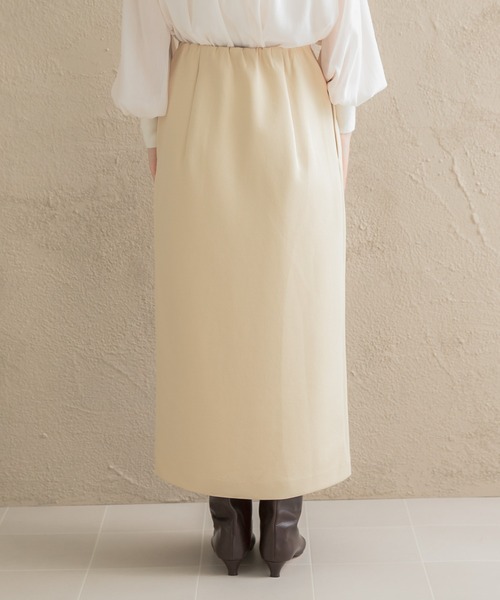 URBAN RESEARCH ROSSO WOMEN（アーバンリサーチ　ロッソ）の「フロントジップストレッチタイトスカート（スカート・レディース・オフホワイト/ブラック/イエロー・TALL/36/38）」の22枚目の写真
