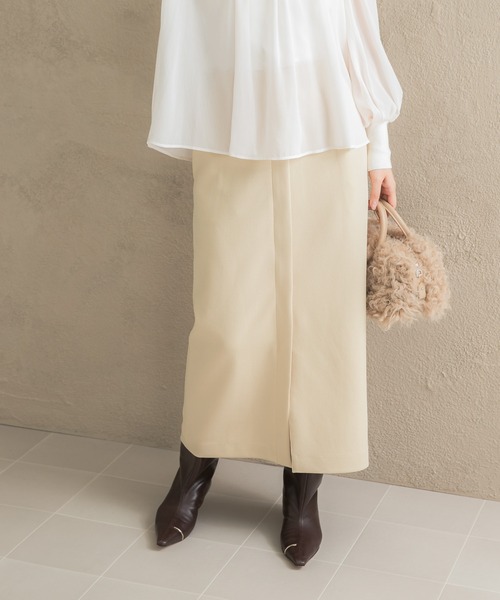 URBAN RESEARCH ROSSO WOMEN（アーバンリサーチ　ロッソ）の「フロントジップストレッチタイトスカート（スカート・レディース・オフホワイト/ブラック/イエロー・TALL/36/38）」の12枚目の写真