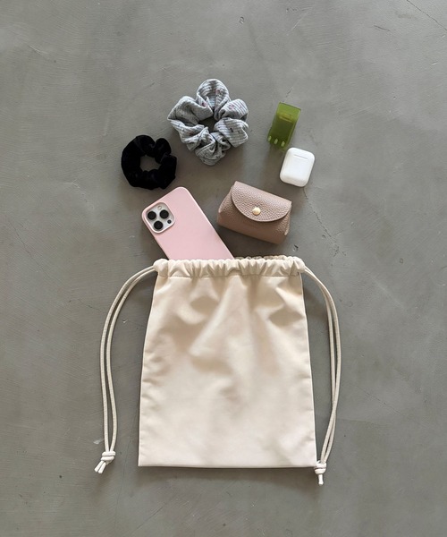 LOWRYS FARM(ローリーズファーム)の「Drawstring Pouch 1056920(ショルダーバッグ・レディース・ベージュ/ホワイト/ブラウン・FREE)」の22枚目の写真