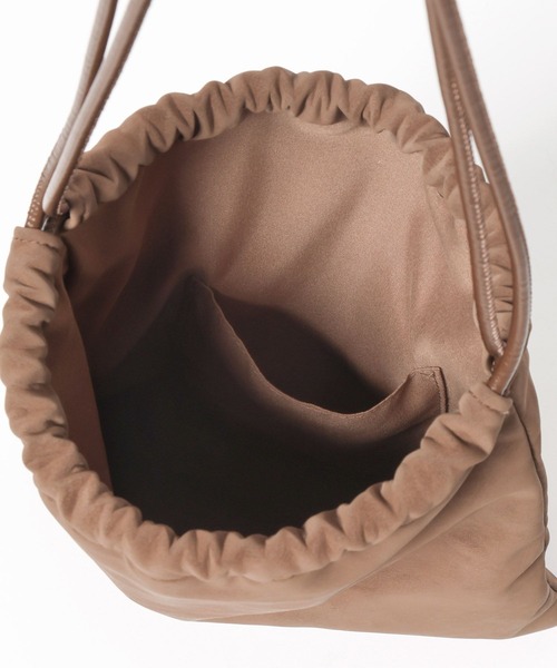 LOWRYS FARM(ローリーズファーム)の「Drawstring Pouch 1056920(ショルダーバッグ・レディース・ベージュ/ホワイト/ブラウン・FREE)」の9枚目の写真