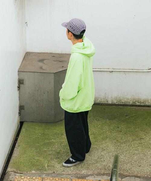 Wide Dad(ワイドダッド)の「Wide Dad GRAPHIC HOODIE WITH HATCH(パーカー・メンズ・グリーン/グレー・1/2)」の14枚目の写真