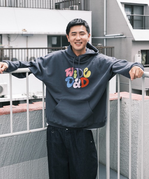Wide Dad(ワイドダッド)の「Wide Dad GRAPHIC HOODIE WITH HATCH(パーカー・メンズ・グリーン/グレー・1/2)」の15枚目の写真