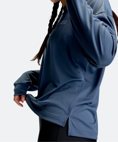 UNDER ARMOUR(アンダーアーマー)の「アンダーアーマー UNDER ARMOUR UAテック グラフィック ロングスリーブ Tシャツ(Tシャツ/カットソー・レディース・ダークブルー/オフホワイト・S/L)」の7枚目の写真