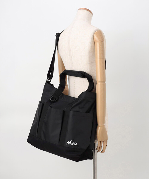 NANGA(ナンガ)の「NANGA/ナンガ ECOPAK UR TOTE BAG(バックパック/リュック・メンズ・オリーブ/ブラック・ONE SIZE)」の12枚目の写真