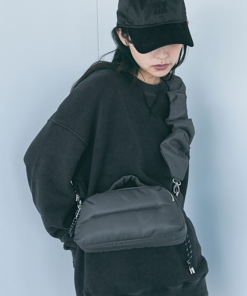 JEANASIS（ジーナシス）の「マルチWAYナイロンギャザーBAG/1084723（ショルダーバッグ・レディース・グレー/ブラウン/ブラック・FREE）」の17枚目の写真