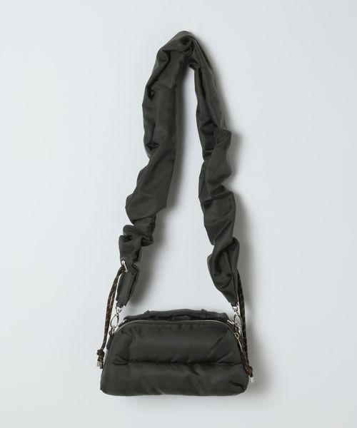JEANASIS（ジーナシス）の「マルチWAYナイロンギャザーBAG/1084723（ショルダーバッグ・レディース・グレー/ブラウン/ブラック・FREE）」の5枚目の写真