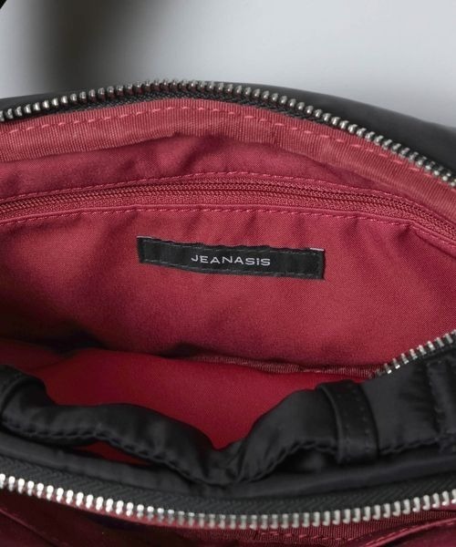 JEANASIS（ジーナシス）の「マルチWAYナイロンギャザーBAG/1084723（ショルダーバッグ・レディース・グレー/ブラウン/ブラック・FREE）」の11枚目の写真
