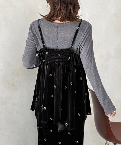 CPCM(シーピーシーエム)の「【セットアップ着用可】小花刺繍ベロアイレヘムキャミ(キャミソール・レディース・ブラック/ベージュ/ブラウン・FREE)」の18枚目の写真