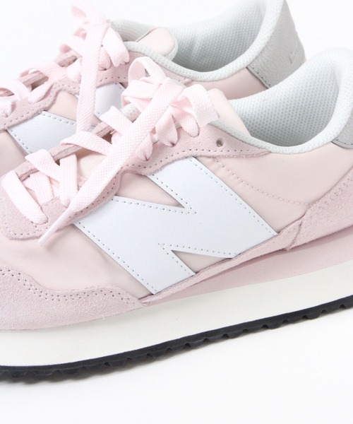 NEW BALANCE（ニューバランス）の「【new balance(ニューバランス)】W237(WOMENS)（スニーカー・レディース・ピンク系その他/ブラック・MEDIUM/LARGE）」の17枚目の写真