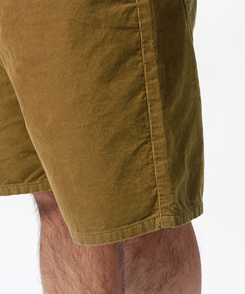 BEAMS（ビームス）の「BEAMS / バギーコーデュロイショーツ（その他パンツ・メンズ・セージグリーン/ブラウン・LARGE/SMALL/MEDIUM）」の11枚目の写真