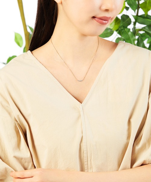 va vendome aoyama（ヴイエーヴァンドームアオヤマ）の「シルバー ジルコニアラインネックレス（ネックレス・レディース・ピンクゴールド/シルバー/イエローゴールド・40cm）」の5枚目の写真