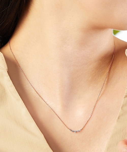 va vendome aoyama（ヴイエーヴァンドームアオヤマ）の「シルバー ジルコニアラインネックレス（ネックレス・レディース・ピンクゴールド/シルバー/イエローゴールド・40cm）」の7枚目の写真