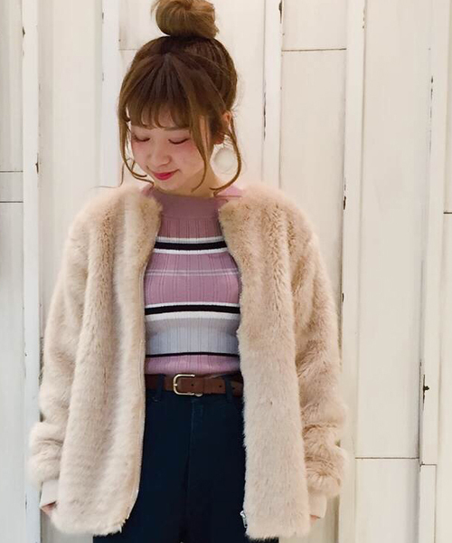 archives（アルシーヴ）の「マルチボーダーオフショルダーニットプルオーバー（ニット/セーター・レディース・ベージュ/ピンク/グレー・MEDIUM）」の3枚目の写真