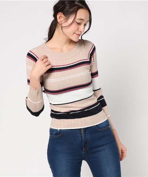 archives（アルシーヴ）の「マルチボーダーオフショルダーニットプルオーバー（ニット/セーター・レディース・ベージュ/ピンク/グレー・MEDIUM）」の4枚目の写真