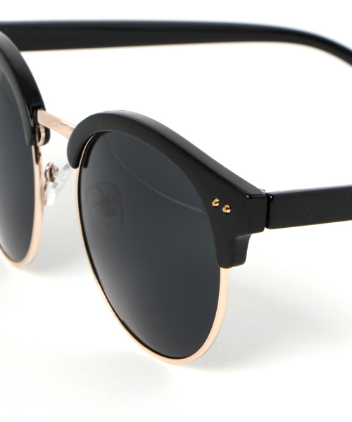 WEGO（ウィゴー）の「WEGO/ボストンブロータイプサングラス（サングラス・メンズ・ブラウン系その他/ブラック/ピンク/ホワイト/ターコイズブルー/ライトピンク・FREE）」の9枚目の写真