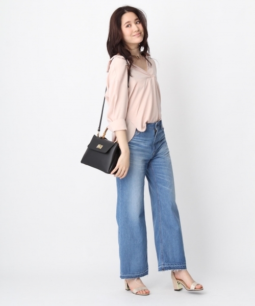 Andemiu（アンデミュウ）の「バックリボンブラウス7分袖753092（シャツ/ブラウス・レディース・ライトブルー/オフホワイト/ピンク・FREE）」の17枚目の写真