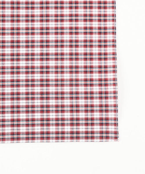 BEAMS F（ビームスエフ）の「GRAZIINA / スコッティ タータンチェック ハンカチ（ハンカチ/ハンドタオル・メンズ・ダークグリーン/ネイビー/レッド系その他5・ONE SIZE）」の4枚目の写真