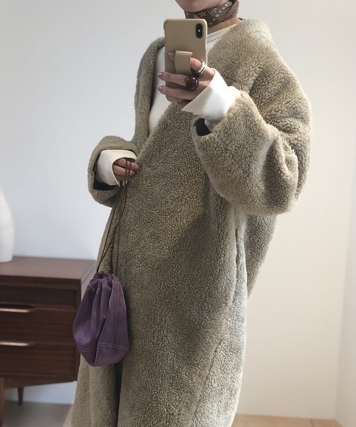 TODAYFUL（トゥデイフル）の「サテンミニポシェット（ハンドバッグ・レディース・パープル/オリーブ・FREE）」の6枚目の写真