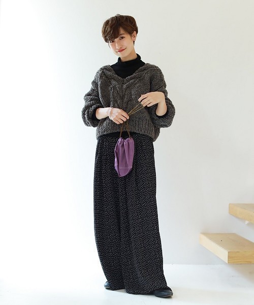 TODAYFUL（トゥデイフル）の「サテンミニポシェット（ハンドバッグ・レディース・パープル/オリーブ・FREE）」の9枚目の写真