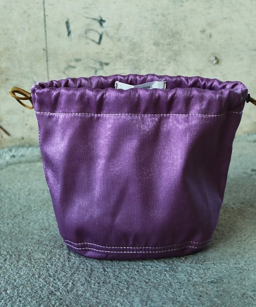 TODAYFUL（トゥデイフル）の「サテンミニポシェット（ハンドバッグ・レディース・パープル/オリーブ・FREE）」の14枚目の写真