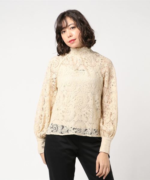 archives（アルシーヴ）の「花柄レースボリュームブラウス（シャツ/ブラウス・レディース・ブラック/ベージュ/オフホワイト・MEDIUM）」の3枚目の写真