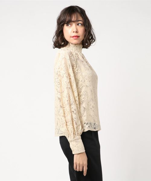 archives（アルシーヴ）の「花柄レースボリュームブラウス（シャツ/ブラウス・レディース・ブラック/ベージュ/オフホワイト・MEDIUM）」の7枚目の写真