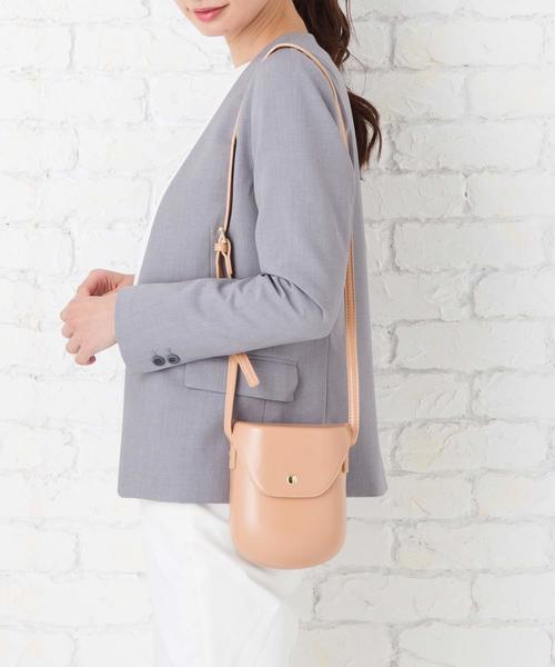 florist(フローリスト)の「オーバル型のしっかりミニショルダーバッグ(ショルダーバッグ・レディース・ホワイト/ブラック/ベージュ/ブラウン/イエロー・FREE)」の5枚目の写真