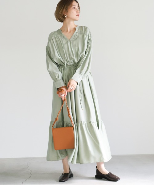 select MOCA(セレクトモカ)の「ボリュームギャザーワンピース(ワンピース・レディース・ミント/ライトベージュ/ブラック・FREE)」の3枚目の写真