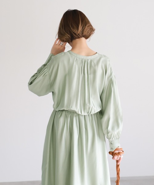 select MOCA(セレクトモカ)の「ボリュームギャザーワンピース(ワンピース・レディース・ミント/ライトベージュ/ブラック・FREE)」の13枚目の写真