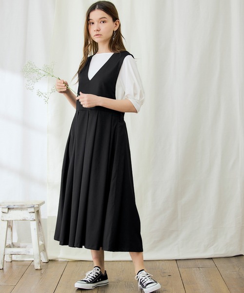 PURIL(ピュリル)の「【PURIL】プリーツジャンパースカート(ジャンパースカート・レディース・ブラック/グレー/ブラウン系その他/ベージュ/インディゴブルー/アイボリー・S/M/XS/L)」の9枚目の写真