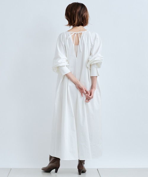 DouDou（ドゥドゥ）の「ピンタックレイヤードワンピース（ワンピース・レディース・ホワイト/ベージュ・FREE）」の22枚目の写真