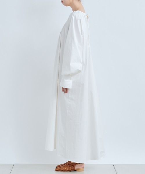 DouDou（ドゥドゥ）の「ピンタックレイヤードワンピース（ワンピース・レディース・ホワイト/ベージュ・FREE）」の12枚目の写真