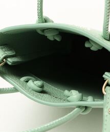 FURLA（フルラ）の「エッセンシャル ミニ ヴァーティカル クロスボディ