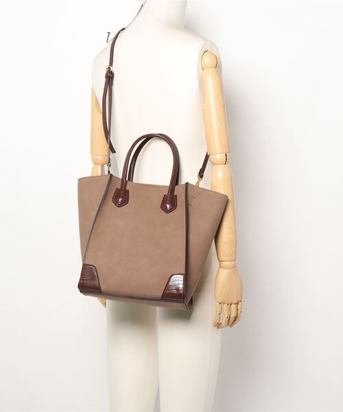 N.（N. Natural Beauty Basic）（エヌエヌナチュラルビューティーベーシック）の「スクエアコンビトートバッグ（トートバッグ・レディース・ブラック/ホワイト/ブラウン・ﾌﾘ-）」の5枚目の写真