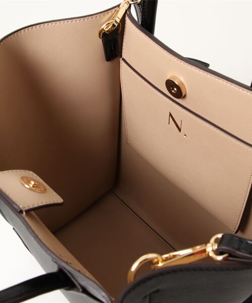 N.（N. Natural Beauty Basic）（エヌエヌナチュラルビューティーベーシック）の「スクエアコンビトートバッグ（トートバッグ・レディース・ブラック/ホワイト/ブラウン・ﾌﾘ-）」の6枚目の写真