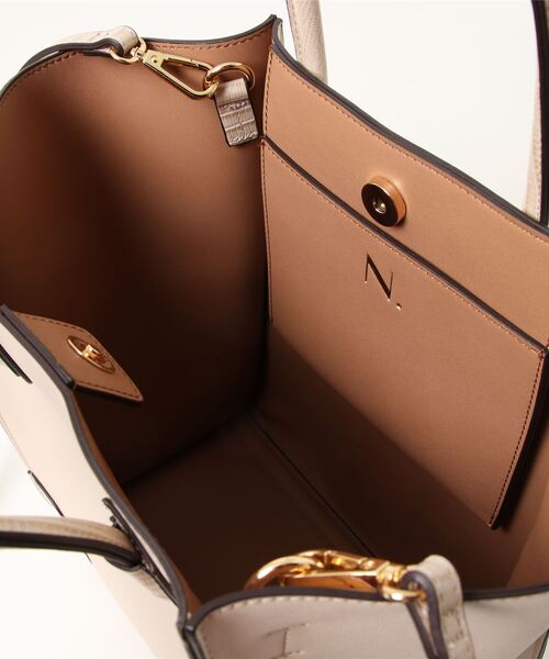 N.（N. Natural Beauty Basic）（エヌエヌナチュラルビューティーベーシック）の「スクエアコンビトートバッグ（トートバッグ・レディース・ブラック/ホワイト/ブラウン・ﾌﾘ-）」の8枚目の写真