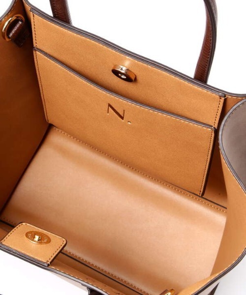 N.（N. Natural Beauty Basic）（エヌエヌナチュラルビューティーベーシック）の「スクエアコンビトートバッグ（トートバッグ・レディース・ブラック/ホワイト/ブラウン・ﾌﾘ-）」の15枚目の写真