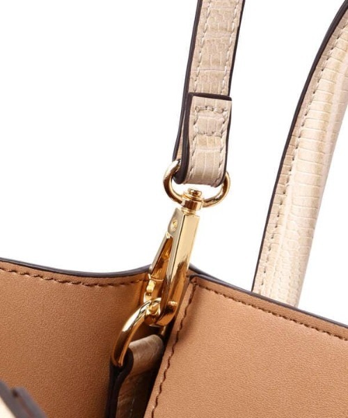 N.（N. Natural Beauty Basic）（エヌエヌナチュラルビューティーベーシック）の「スクエアコンビトートバッグ（トートバッグ・レディース・ブラック/ホワイト/ブラウン・ﾌﾘ-）」の18枚目の写真