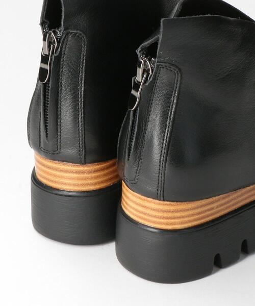 Lepidos(レピドス)の「<TOP END>レザーバックジップサンダル(サンダル・レディース・ブラック・37/36/38)」の2枚目の写真