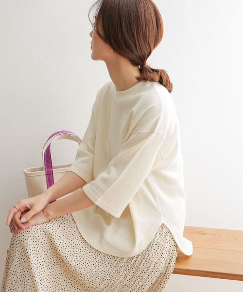 URBAN RESEARCH DOORS(アーバンリサーチドアーズ)の「ワッフルラウンドヘムプルオーバー(Tシャツ/カットソー・レディース・ブラック/ベージュ/オフホワイト・ONE)」の11枚目の写真